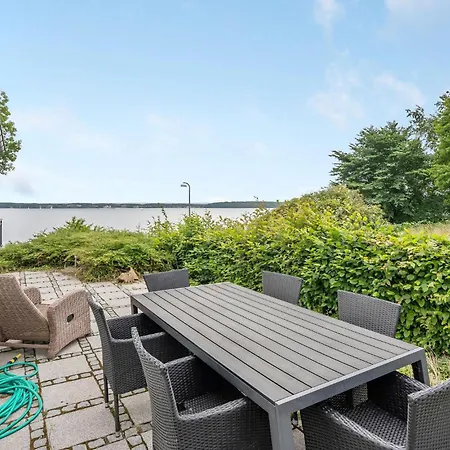 Three-bedroom In Kruså